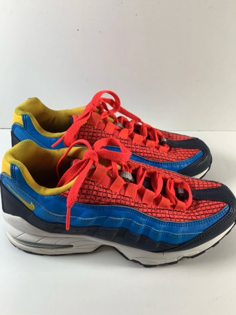 Nike Air Max 95 Now AV2289-600 Athletic Shoes Size 5 Youth